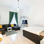 Spacious Premium Two-Room Apartment By Buda Castle