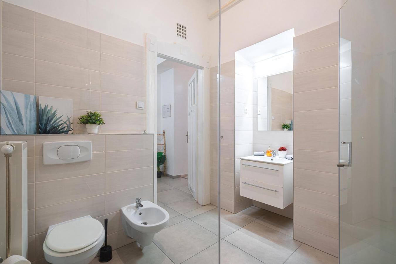 Apartament Szasz Apartment Villa 2 *
